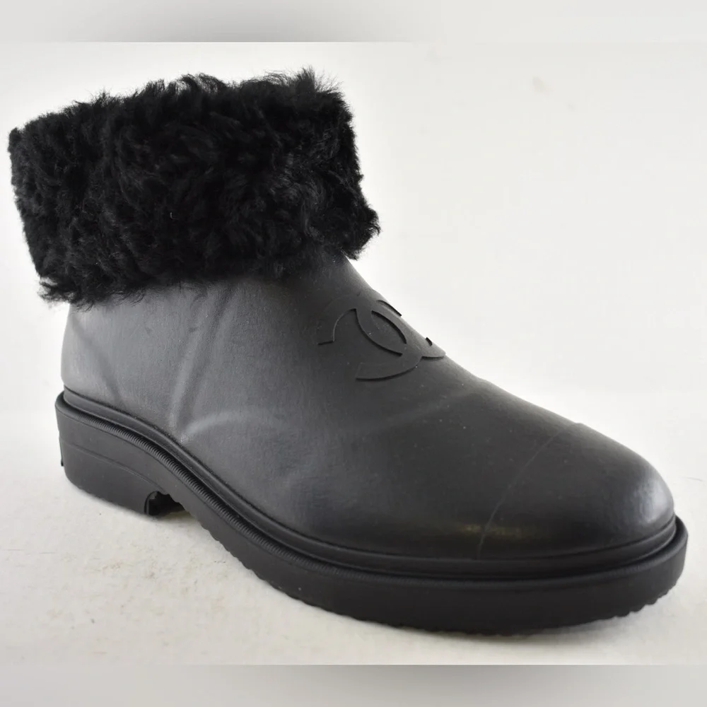 Chanel 24K Black Sheep Shearling Fur Rubber CC Low Top Short Ankle Rain Boots 42 - Picture 3 of 16